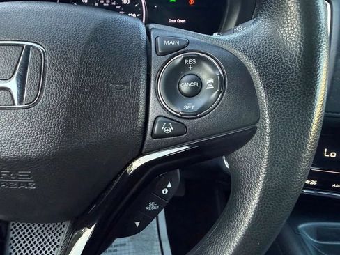 Used 2021 Honda HR-V EX image 14