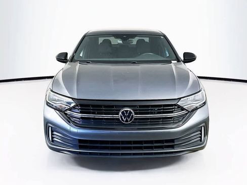 Used 2024 Volkswagen Jetta Sport FWD image 6