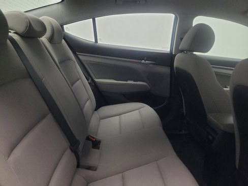 Used 2018 Hyundai Elantra SEL FWD image 19