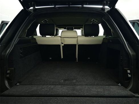 Used 2022 Land Rover Range Rover P525 Westminster Edition image 37