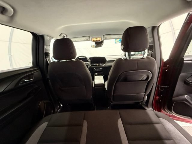 Used 2025 Chevrolet TrailBlazer LT AWD/4WD image 26