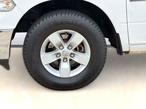 Used 2019 RAM 1500 Classic SLT RWD image 12