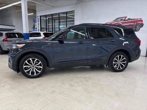 Certified 2023 Ford Explorer ST-Line w/ Class IV Trailer Tow Package AWD/4WD image 4