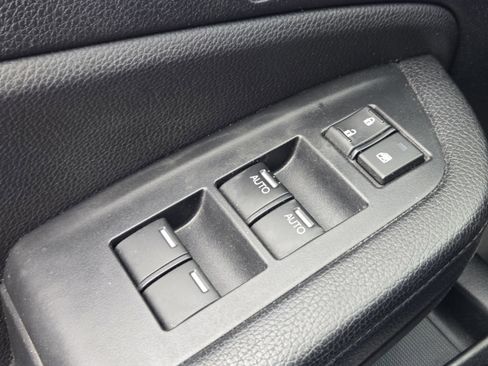 Used 2016 Honda Pilot Elite image 22