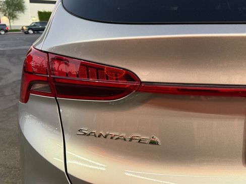 Used 2021 Hyundai Santa Fe SEL w/ Convenience + Premium Package AWD/4WD image 12