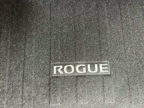 New 2026 Nissan Rogue Platinum w/ Platinum Premium Package image 6