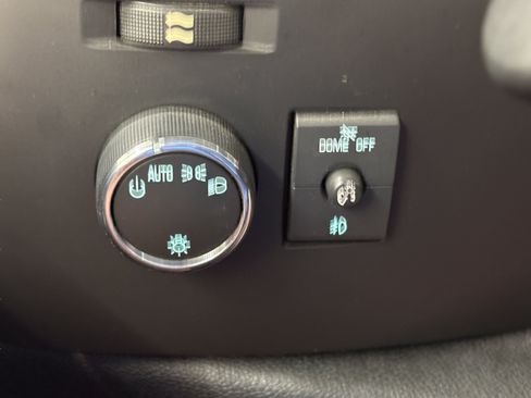 Used 2010 GMC Sierra 1500 SLE w/ Power Pack Plus AWD/4WD image 18
