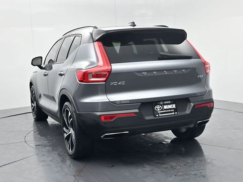 Used 2019 Volvo XC40 T5 R-Design image 6
