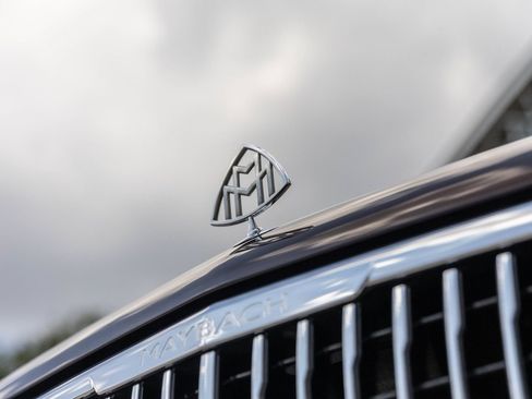 Used 2024 Mercedes-Benz Maybach GLS 600 4MATIC image 7