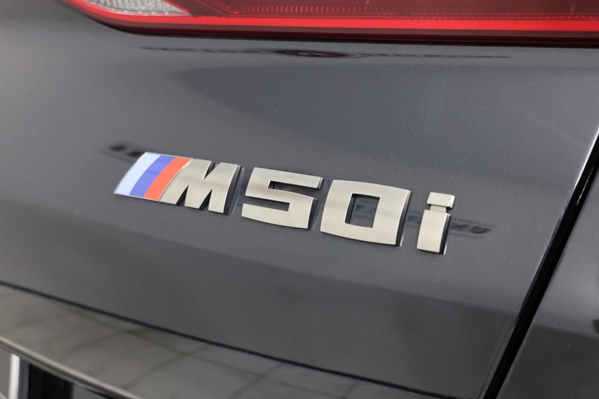 Used 2022 BMW X6 M50i w/ Executive Package AWD/4WD image 16