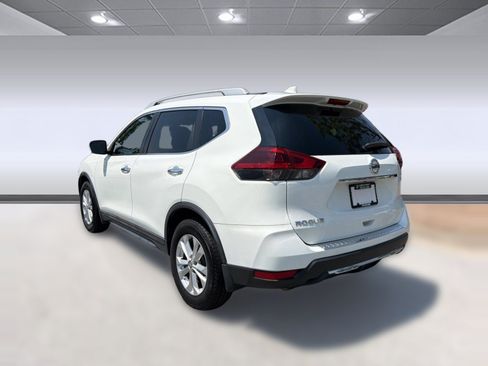 Used 2018 Nissan Rogue S w/ S Value Package FWD image 3