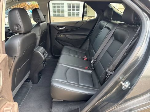 Used 2018 Chevrolet Equinox Premier AWD/4WD image 15
