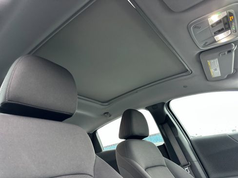 Used 2023 Chevrolet Malibu LT image 16