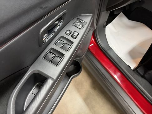 Used 2025 Mitsubishi Outlander Sport ES AWD/4WD image 22