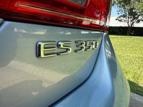 Used 2011 Lexus ES 350 FWD image 7