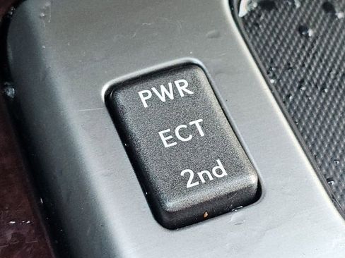 Used 2015 Lexus LX 570 570 image 28