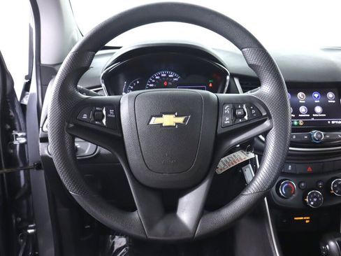 Used 2020 Chevrolet Trax LS w/ Tint and Cruise Package FWD image 11