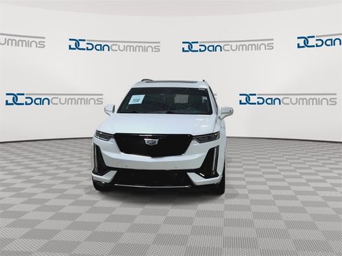 Used 2023 Cadillac XT6 Sport w/ Platinum Package image 4