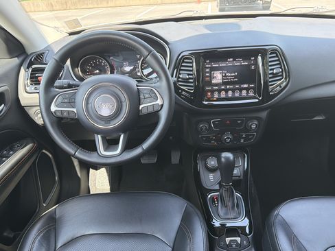 Used 2019 Jeep Compass Limited AWD/4WD image 27