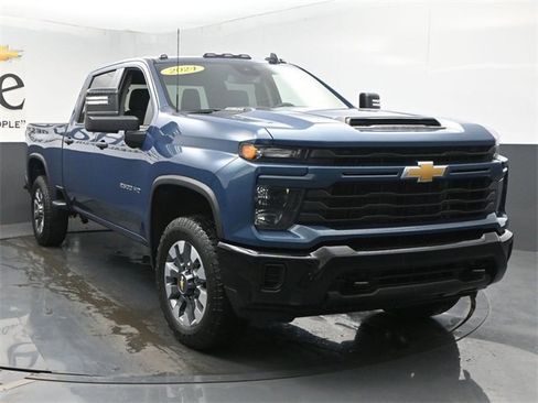 Used 2024 Chevrolet Silverado 2500 Custom w/ Custom Convenience Package image 50