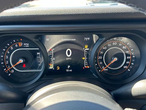 New 2026 Jeep Gladiator Willys AWD/4WD image 25