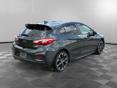 Used 2019 Chevrolet Cruze Diesel w/ Sun And Sound Package FWD image 5