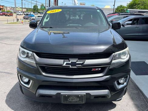 Used 2017 Chevrolet Colorado Z71 AWD/4WD image 8
