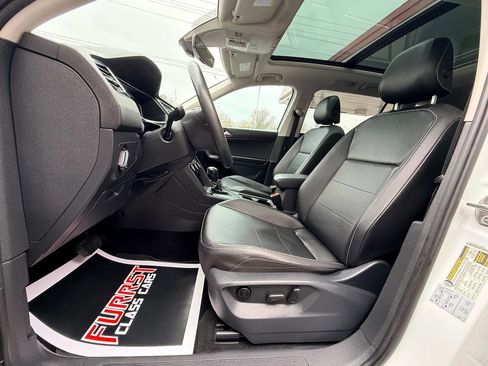 Used 2021 Volkswagen Tiguan SEL image 18