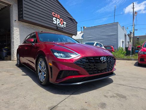 Used 2023 Hyundai Sonata SEL FWD image 1