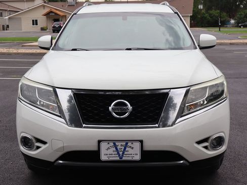 Used 2016 Nissan Pathfinder SV AWD/4WD image 12