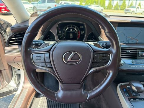 Used 2018 Lexus LS 500 AWD w/ Accessory Package (Z1) image 15