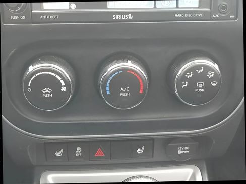 Used 2017 Jeep Compass High Altitude image 27