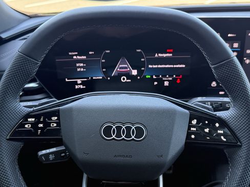 Certified 2025 Audi SQ5 Premium Plus AWD/4WD image 11