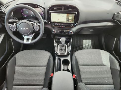 Used 2024 Kia Soul EX FWD image 25