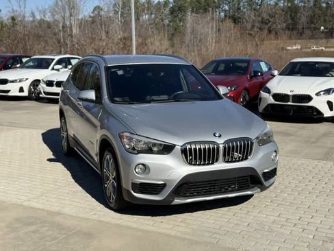 Used 2017 BMW X1 sDrive28i image 7