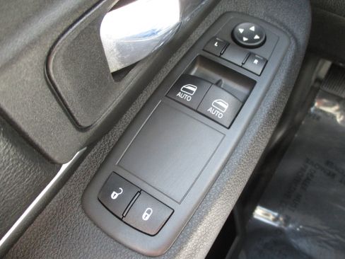 Used 2022 RAM 1500 Tradesman w/ Power & Remote Entry Group RWD image 23