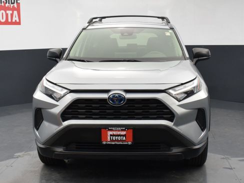Used 2023 Toyota RAV4 LE image 7