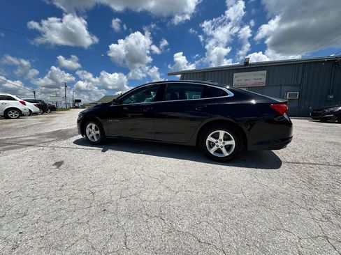 Used 2023 Chevrolet Malibu LS FWD image 10