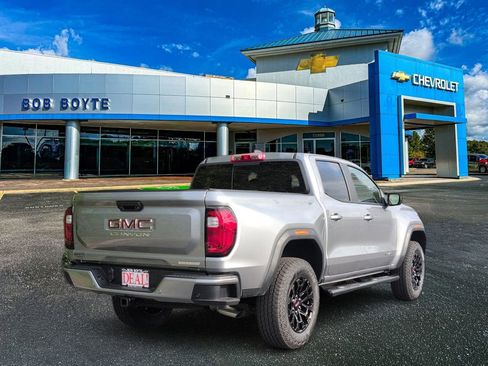 Used 2026 GMC Canyon Elevation w/ Convenience Package RWD image 3