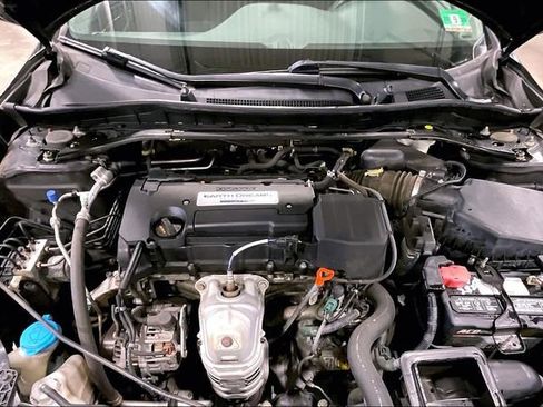 Used 2015 Honda Accord EX image 10