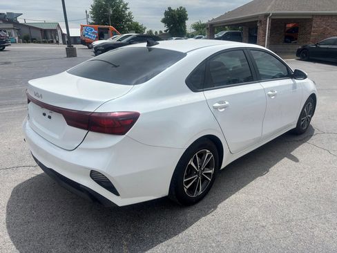 Used 2024 Kia Forte LXS w/ LXS Technology Package FWD image 6