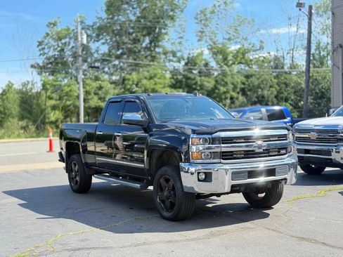 Used 2015 Chevrolet Silverado 2500 LTZ w/ LTZ Plus Package AWD/4WD image 5