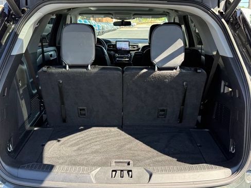 Used 2023 Ford Explorer Limited RWD image 21