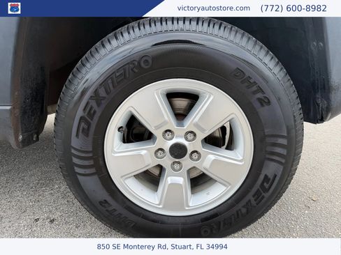 Used 2012 Jeep Liberty Sport AWD/4WD image 11