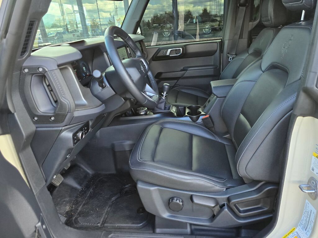 Certified 2025 Ford Bronco Badlands AWD/4WD image 15
