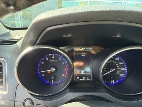 Used 2017 Subaru Legacy 3.6R Limited AWD/4WD image 12