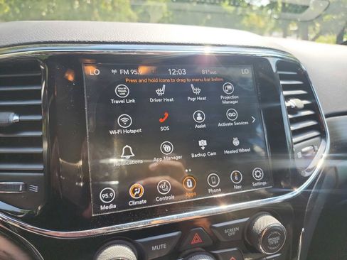 Used 2021 Jeep Grand Cherokee Laredo X image 23