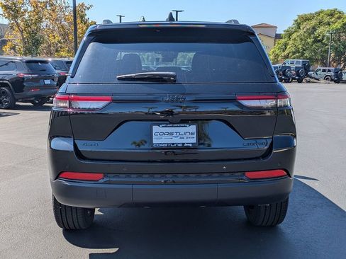 New 2025 Jeep Grand Cherokee Limited w/ Black Appearance Package image 3