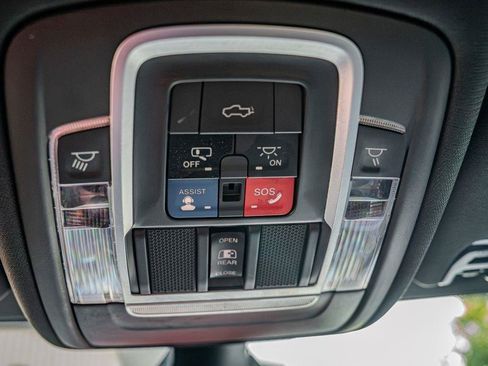 Used 2021 RAM 2500 Limited w/ Night Edition AWD/4WD image 40