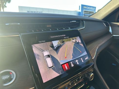 Used 2024 Jeep Grand Cherokee Summit w/ High Altitude Package image 24